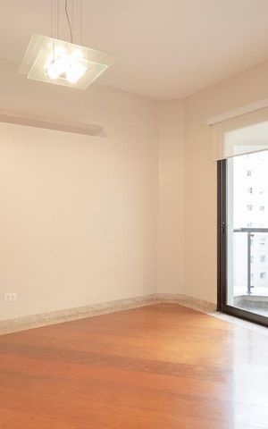 Apartamento à venda com 190m², 3 quartos e 3 vagasSala
