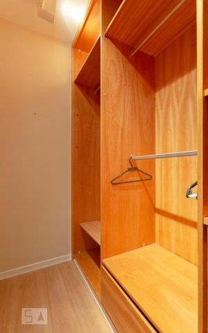 Apartamento à venda com 190m², 3 quartos e 3 vagasCloset da Suíte 3