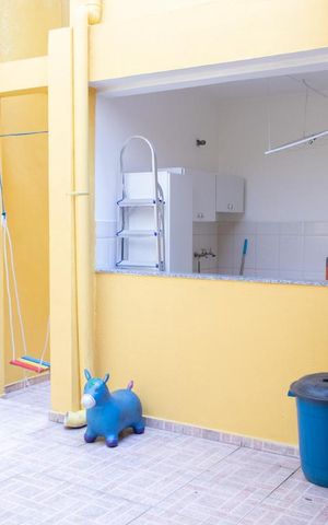Casa à venda com 240m², 3 quartos e 2 vagasQuintal