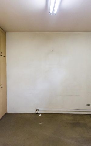 Casa à venda com 466m², 6 quartos e 5 vagas Casa à venda com 466m², 6 quartos e 5 vagasQuarto 2
