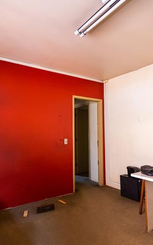Casa à venda com 466m², 6 quartos e 5 vagas Casa à venda com 466m², 6 quartos e 5 vagasSala