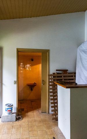 Casa à venda com 466m², 6 quartos e 5 vagas Casa à venda com 466m², 6 quartos e 5 vagasEdicula