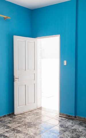 Casa à venda com 200m², 3 quartos e 6 vagas Casa à venda com 200m², 3 quartos e 6 vagasQUARTO EDÍCULA