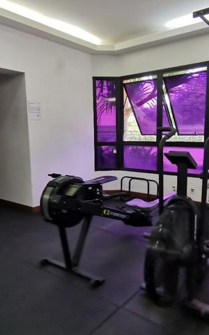 Apartamento à venda com 230m², 3 quartos e 4 vagas Apartamento à venda com 230m², 3 quartos e 4 vagasAcademia