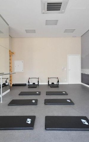 Studio à venda com 48m², 1 quarto e 1 vaga Studio à venda com 48m², 1 quarto e 1 vagaSala de Ginástica