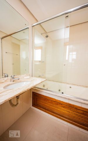 Apartamento à venda com 145m², 3 quartos e 2 vagas Apartamento à venda com 145m², 3 quartos e 2 vagasBanheiro 1