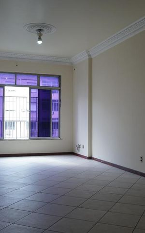 Apartamento à venda com 123m², 3 quartos e sem vaga Apartamento à venda com 123m², 3 quartos e sem vagaSala