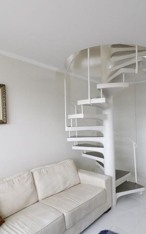 Apartamento à venda com 220m², 3 quartos e 1 vagaSala