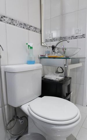 Apartamento à venda com 220m², 3 quartos e 1 vagaBanheiro Suíte 1
