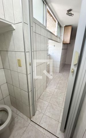 Apartamento à venda com 87m², 4 quartos e 1 vagaBanheiro de serviço