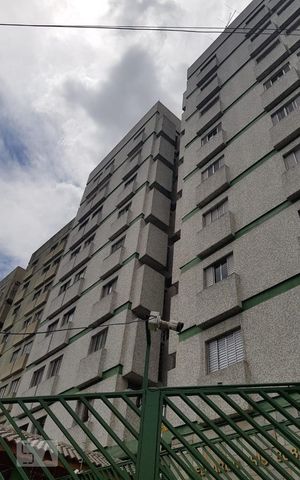 Apartamento à venda com 87m², 4 quartos e 1 vagaFachada