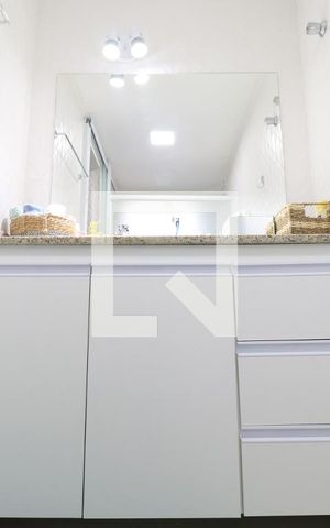 Apartamento à venda com 77m², 3 quartos e 1 vagaBanheiro da Suíte