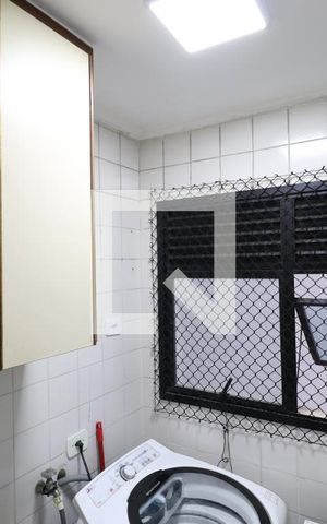 Apartamento à venda com 77m², 3 quartos e 1 vagaÁrea de Serviço