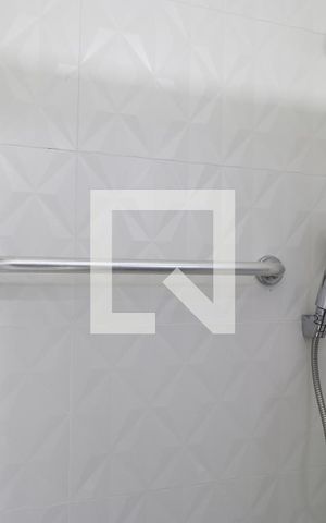 Apartamento à venda com 77m², 3 quartos e 1 vagaDetalhe do banheiro