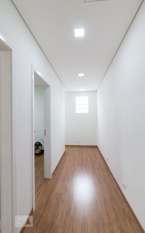 Casa à venda com 220m², 3 quartos e 7 vagasCorredor