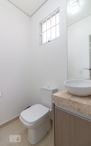 Casa à venda com 220m², 3 quartos e 7 vagasLavabo