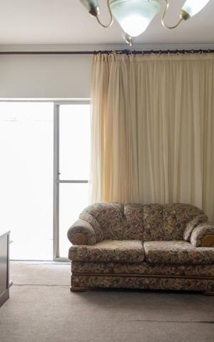 Apartamento à venda com 91m², 2 quartos e 1 vaga Apartamento à venda com 91m², 2 quartos e 1 vagaSala