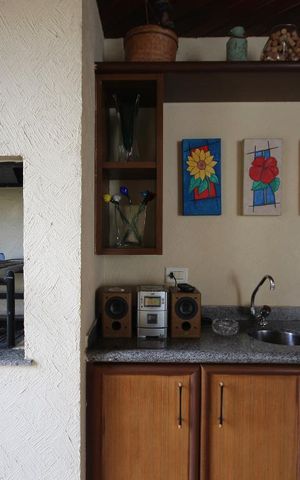 Apartamento à venda com 223m², 4 quartos e 4 vagas Apartamento à venda com 223m², 4 quartos e 4 vagasVaranda Gourmet