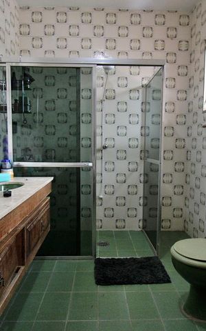 Casa à venda com 445m², 4 quartos e sem vagaBanheiro da Suíte 1