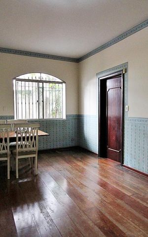 Casa à venda com 445m², 4 quartos e sem vagaSala de Jantar