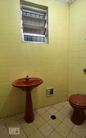 Casa à venda com 445m², 4 quartos e sem vagaLavabo Inferior