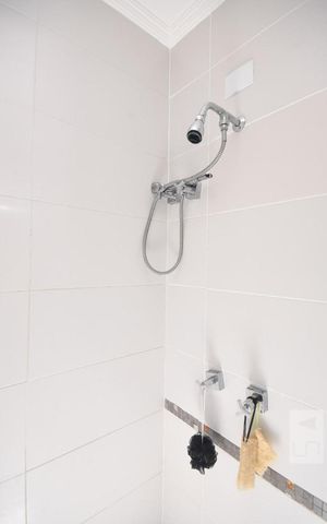 Casa de condomínio para alugar com 118m², 3 quartos e 1 vagaDetalhe do Banheiro Suíte 1