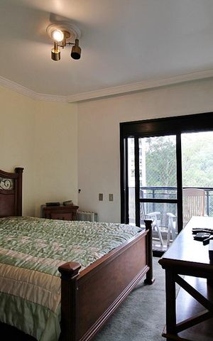Apartamento à venda com 190m², 4 quartos e 3 vagasSuíte 1