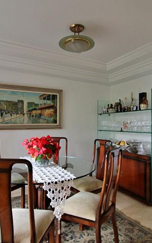 Apartamento à venda com 190m², 4 quartos e 3 vagasSala de Jantar