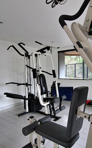 Apartamento à venda com 190m², 4 quartos e 3 vagasÁrea Comum - Academia