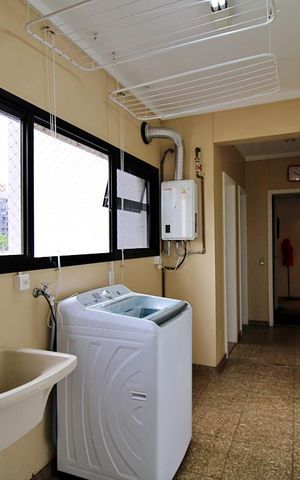 Apartamento à venda com 190m², 4 quartos e 3 vagasÁrea de Serviço