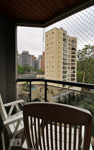Apartamento à venda com 190m², 4 quartos e 3 vagasVaranda da Suíte 1
