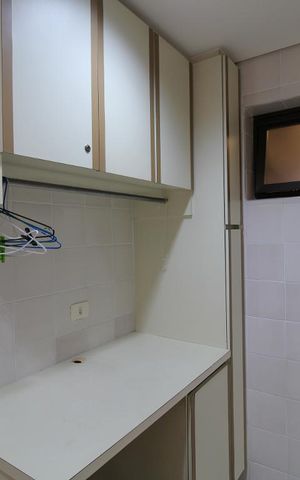 Apartamento à venda com 128m², 3 quartos e 2 vagas Apartamento à venda com 128m², 3 quartos e 2 vagasÁrea de Serviço