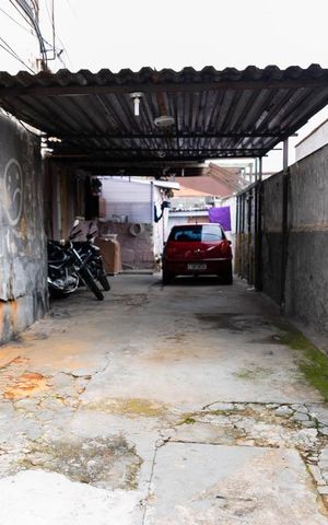 Casa à venda com 500m², 2 quartos e sem vaga Casa à venda com 500m², 2 quartos e sem vagaQuintal