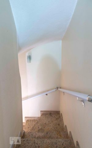 Casa de condomínio à venda com 131m², 3 quartos e 2 vagas Casa de condomínio à venda com 131m², 3 quartos e 2 vagasAcesso Área de Serviço - Garagem