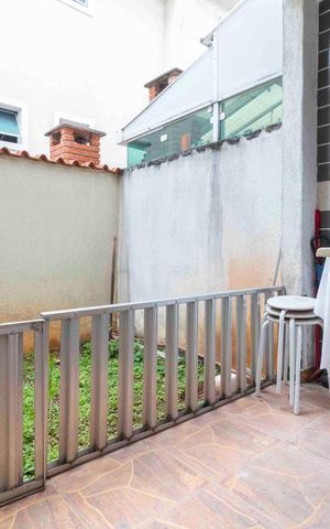 Casa de condomínio à venda com 131m², 3 quartos e 2 vagas Casa de condomínio à venda com 131m², 3 quartos e 2 vagasÁrea de Serviço