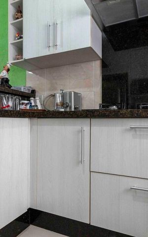 Casa de condomínio à venda com 131m², 3 quartos e 2 vagas Casa de condomínio à venda com 131m², 3 quartos e 2 vagasCozinha