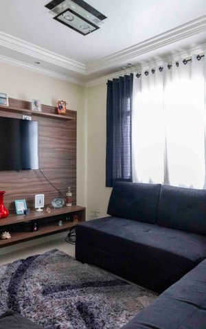 Casa de condomínio à venda com 131m², 3 quartos e 2 vagas Casa de condomínio à venda com 131m², 3 quartos e 2 vagasSala