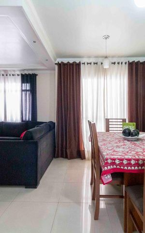 Casa de condomínio à venda com 131m², 3 quartos e 2 vagas Casa de condomínio à venda com 131m², 3 quartos e 2 vagasSala