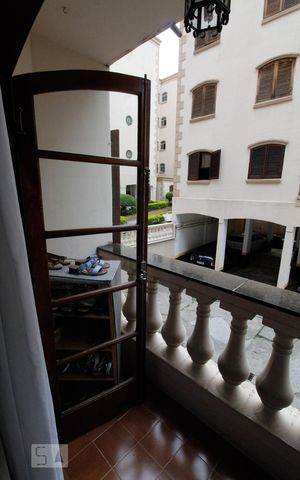 Apartamento à venda com 72m², 3 quartos e 1 vaga Apartamento à venda com 72m², 3 quartos e 1 vagaVaranda