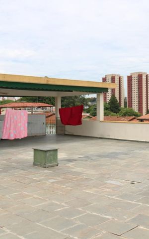 Casa à venda com 670m², 3 quartos e 8 vagasÁrea Externa