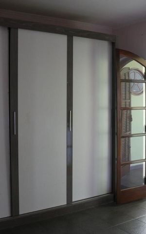 Casa à venda com 670m², 3 quartos e 8 vagasQuarto 2
