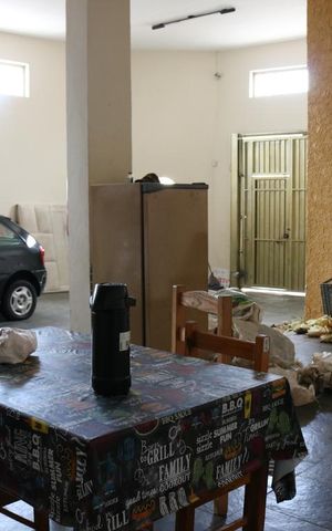 Casa à venda com 670m², 3 quartos e 8 vagasÁrea Externa