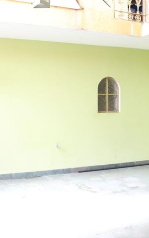 Casa à venda com 670m², 3 quartos e 8 vagasÁrea Externa