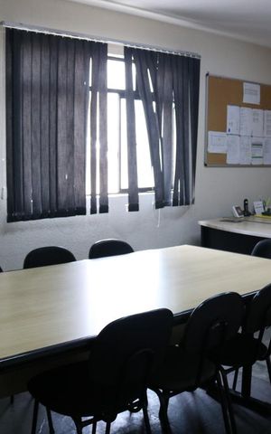 Casa à venda com 670m², 3 quartos e 8 vagasEscritório