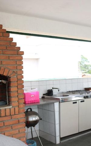 Casa à venda com 670m², 3 quartos e 8 vagasÁrea de Serviço
