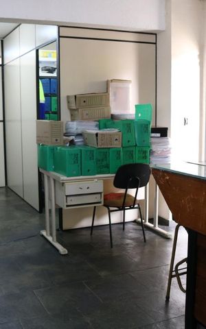 Casa à venda com 670m², 3 quartos e 8 vagasEscritório