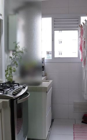 Apartamento à venda com 54m², 2 quartos e 1 vagaCozinha e Área de Serviço