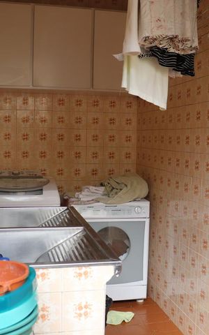 Casa à venda com 420m², 3 quartos e 6 vagasLavanderia