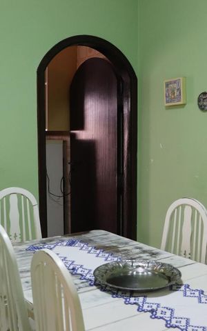 Casa à venda com 420m², 3 quartos e 6 vagasCopa