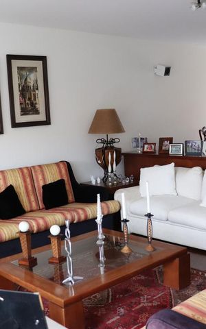 Casa à venda com 420m², 3 quartos e 6 vagasSala 2